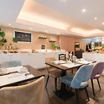 Kristoffel - Ontbijt Inbegrepen 3*