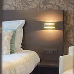 Kristoffel - Ontbijt Inbegrepen 3*