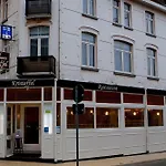 Kristoffel - Ontbijt Inbegrepen 酒店 3*