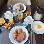 Kristoffel - Ontbijt Inbegrepen 酒店