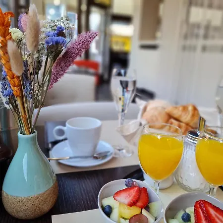 Kristoffel - Ontbijt Inbegrepen 호텔 미들케르케