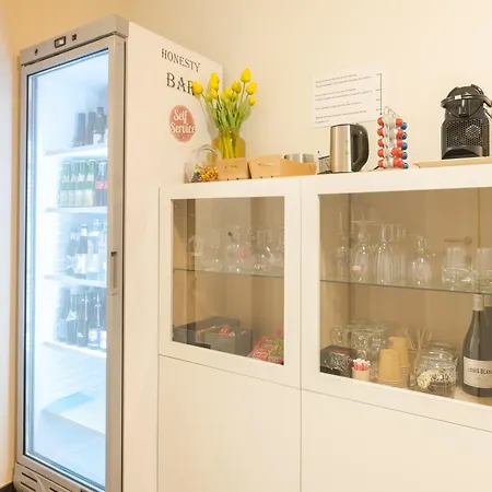 호텔 Kristoffel - Ontbijt Inbegrepen 미들케르케