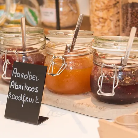 Kristoffel - Ontbijt Inbegrepen 3*