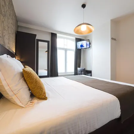 호텔 Kristoffel - Ontbijt Inbegrepen 미들케르케