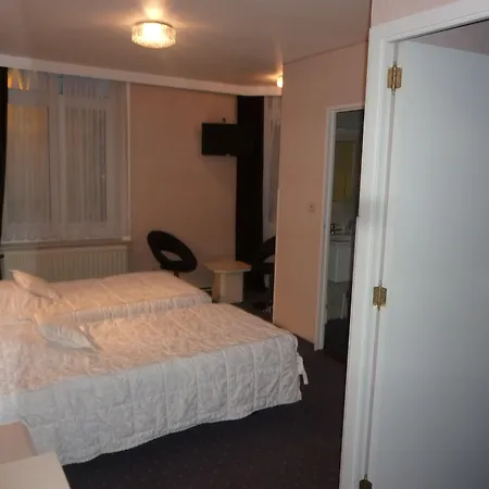 Kristoffel - Ontbijt Inbegrepen 호텔