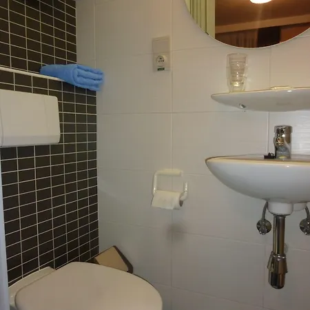 Kristoffel - Ontbijt Inbegrepen Hotel 3*
