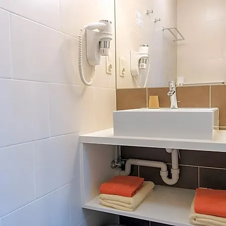 Hotel Kristoffel - Ontbijt Inbegrepen