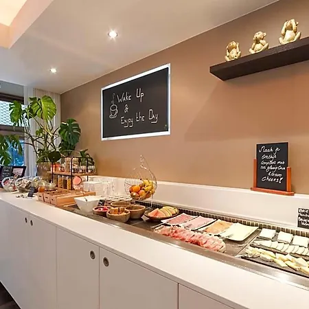 Kristoffel - Ontbijt Inbegrepen Hotel 3*