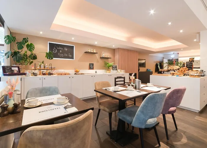 Kristoffel - Ontbijt Inbegrepen 3*